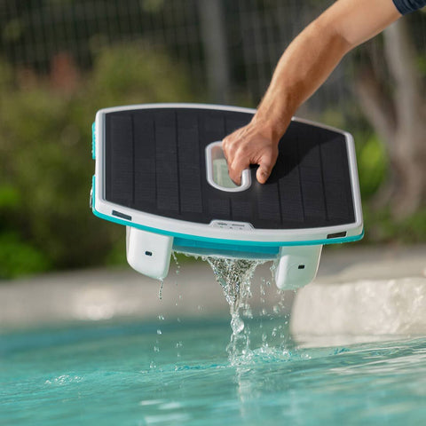 Dolphin Skimmi Automated Solar-Powered Robotic Pool Skimmer - 9997001